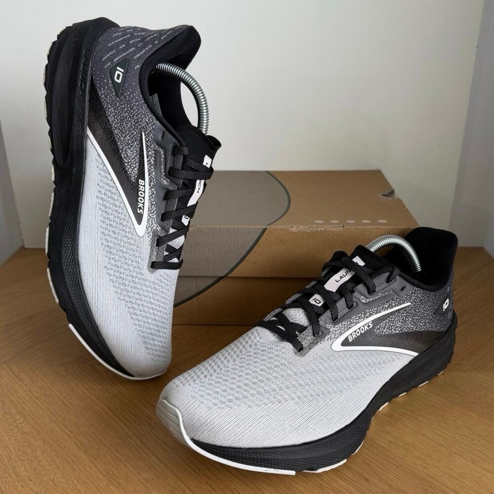Brooks Launch 10 Grey/Black Men Running Sneakers- SZ 11